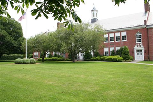 District logo